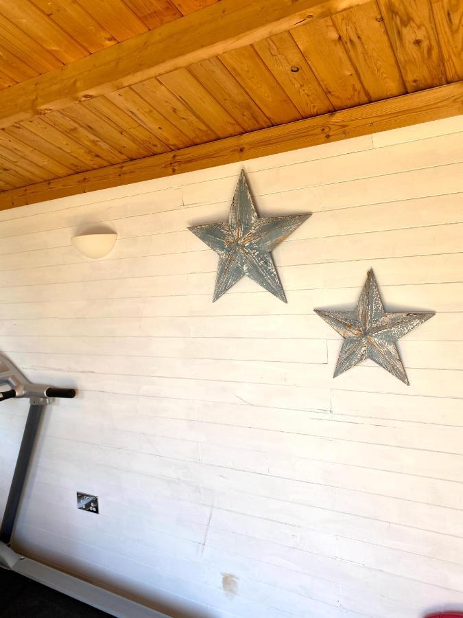 One Of The Best Properties In Lyme! Breathtaking Views Across The Whole Bay. 3 Stories With 2 Tier Veranda Around The Property. Sleeps 6 Lyme Regis Exterior foto
